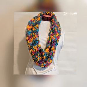 Chunky Knit Circle Scarf